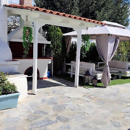 Hibiscus Home Aegina Exterior photo